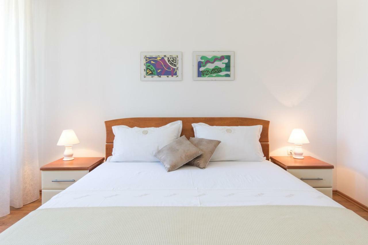 Apartments Ivona มาลินสกา ภายนอก รูปภาพ